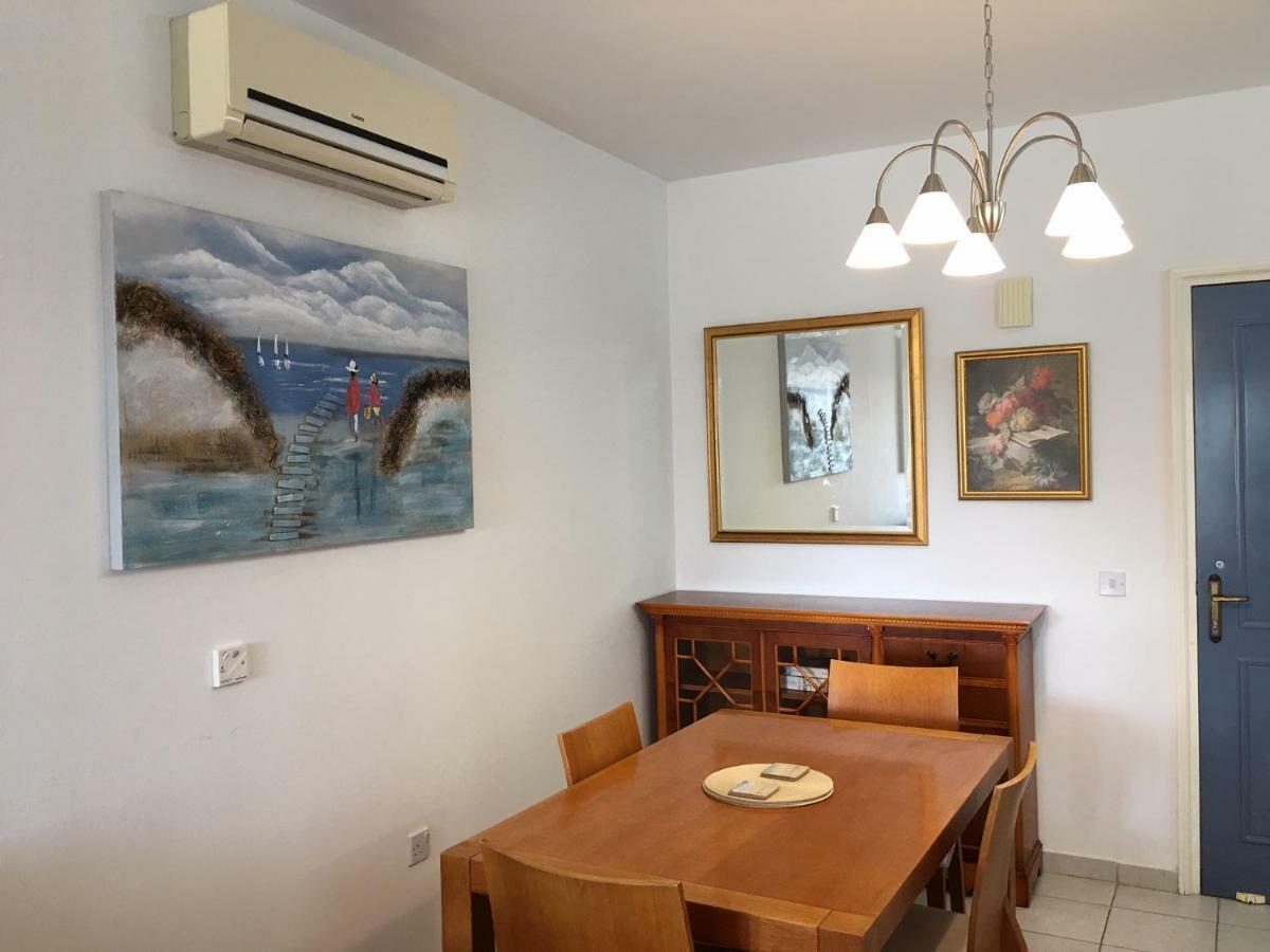 Limnaria Gardens - Modern 1 Bed, Walk To Beach & Shops Paphos Exterior foto